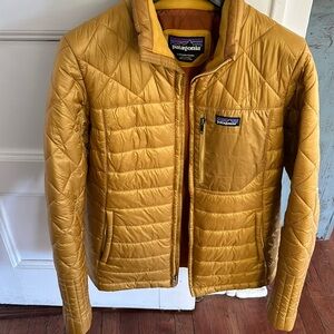Like new Patagonia jacket size large